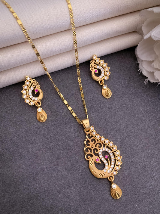 Graceful Pendant Set