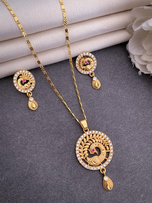 Royal Arches Pendant Set