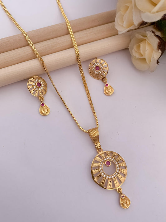 Splendid Pendant Set