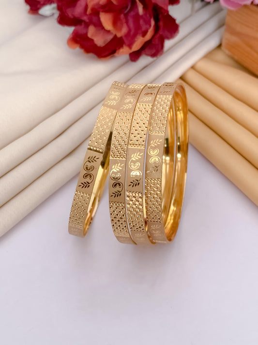 Indira Bangles ( Set of 4)