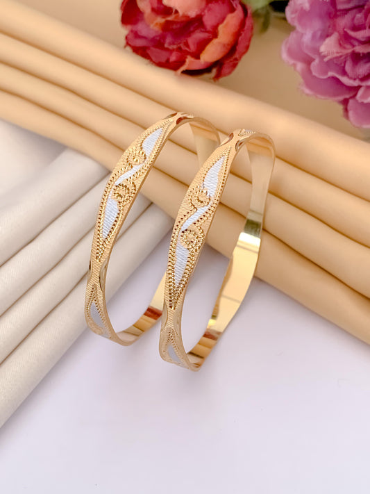 Diamond Studded Bangle