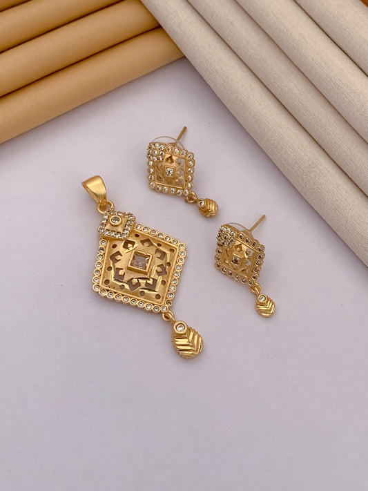 Debonair Pendant Set