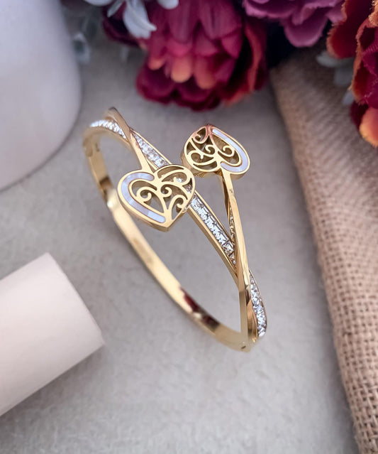 Chic Diamond Bangle