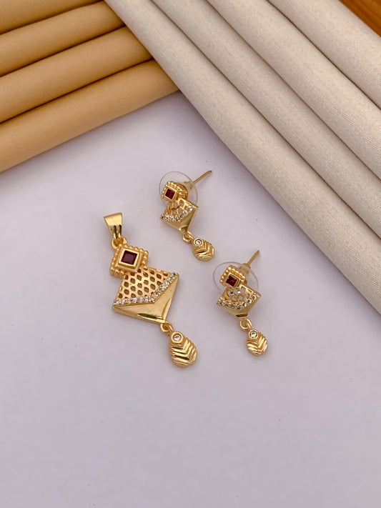 Mesmeric Pendant Set