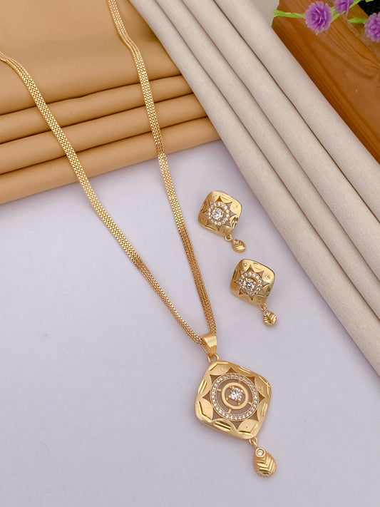 Chic Charisma Pendant Set