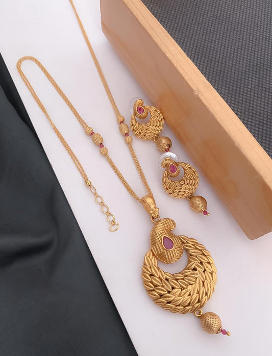 Geometric Pendant Set