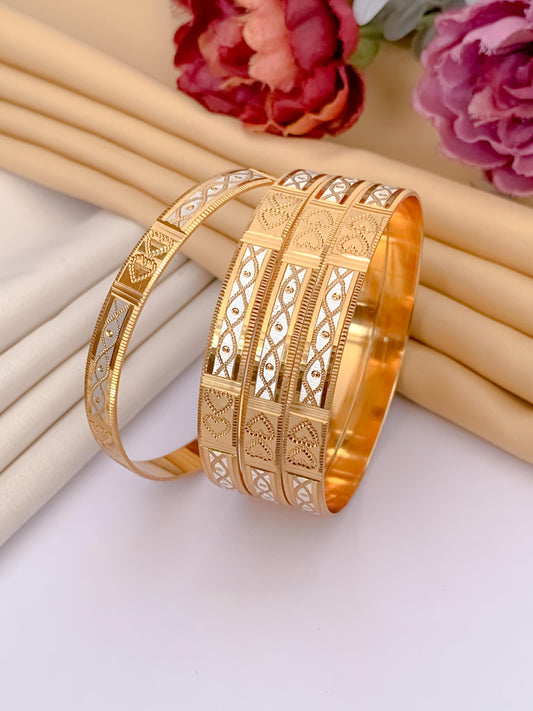 Classic Finely Detailed Bangle ( Set of 4)