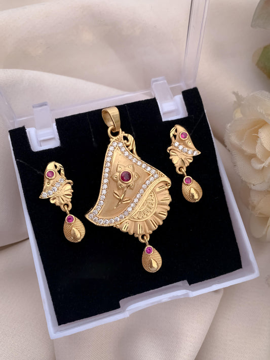 Eternal Elegance Pendant Set