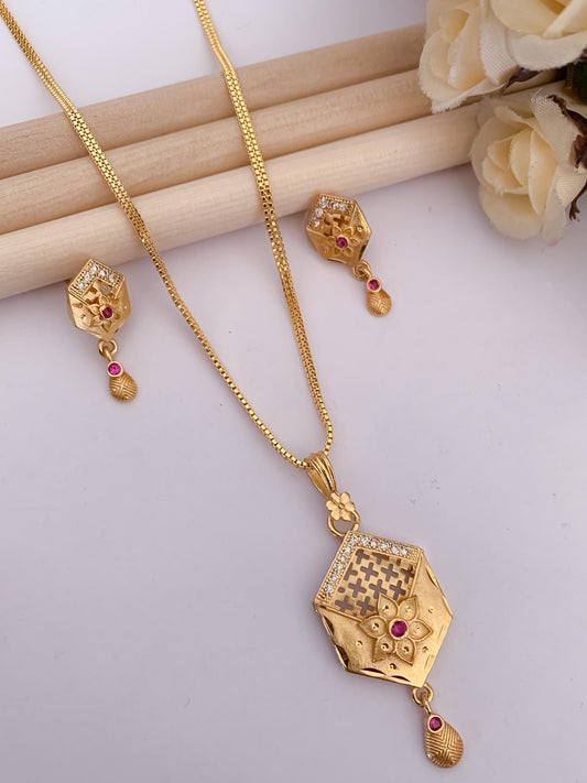 Teardrop Elegance Pendant Set