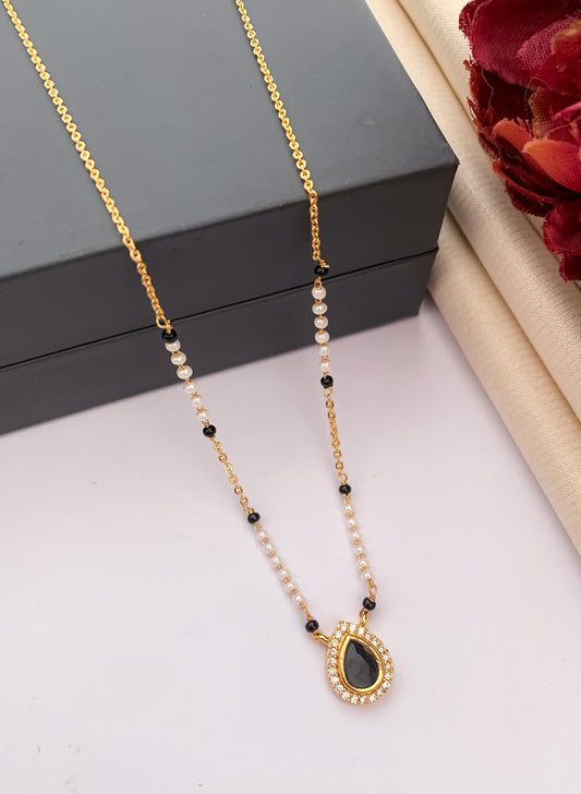 Minimal Traditions Mangalsutra