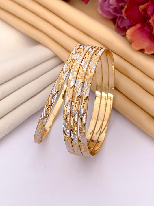 Sophisticated Bangles ( Set of 4)