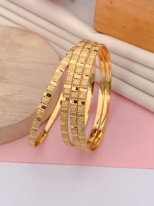 Naaz Bangle (Set of 4)