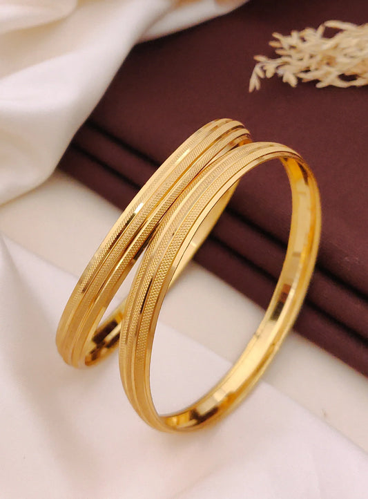 Intertwined Bonds Bangle
